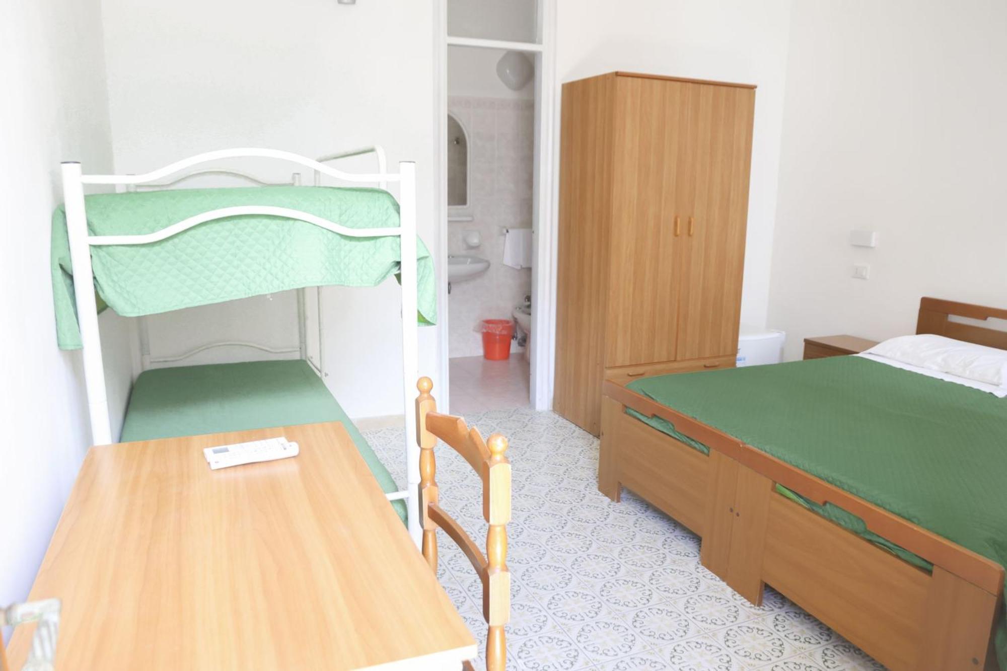 Hotel Cesotta Forio  ภายนอก รูปภาพ