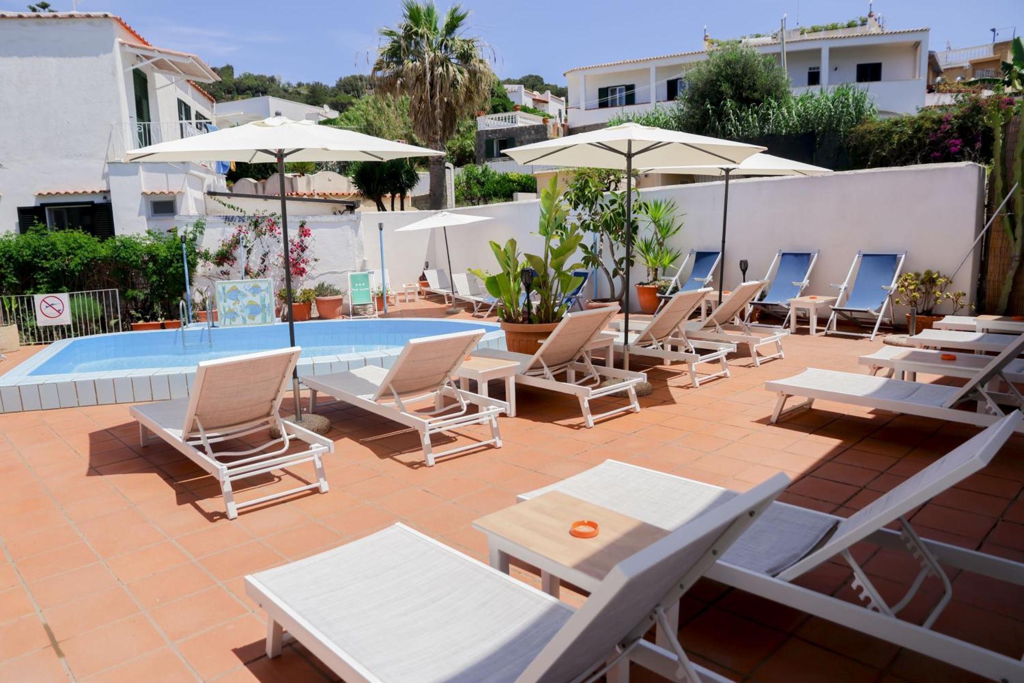 Hotel Cesotta Forio  ภายนอก รูปภาพ